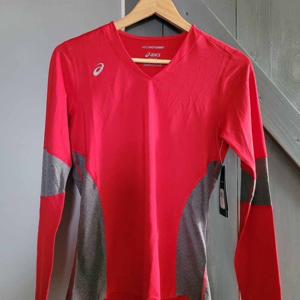 ASICS motion dry performance shirt